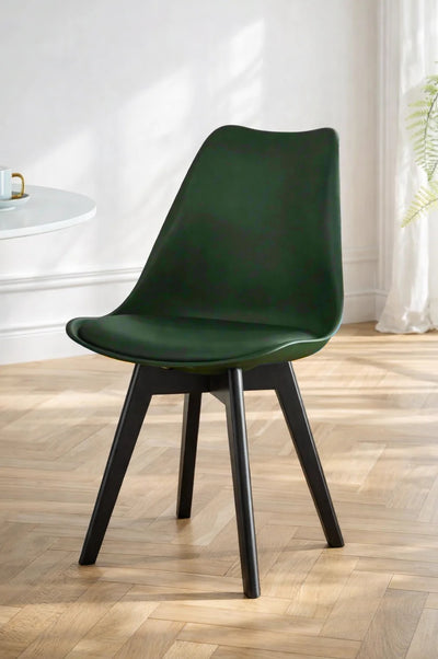 ESBJERG - Lot de 4 chaises scandinaves en bois et polypropylène vert