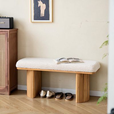 Banc en bois massif et bouclettes blanc